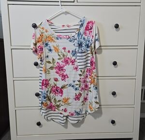Flamingo Urban White Floral Short Sleeve Top with Pink & Blue Flowers